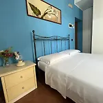 Carnevali Mj Πανσιόν