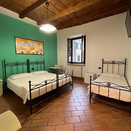 Carnevali Mj Gæstehus