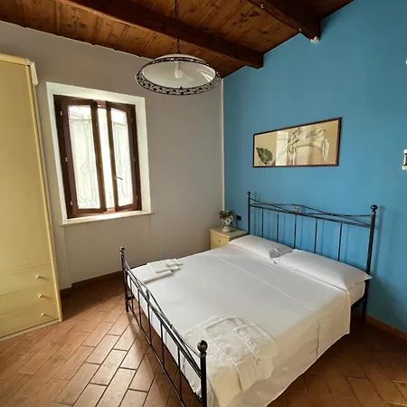 Carnevali Mj Гостевой дом Лорето